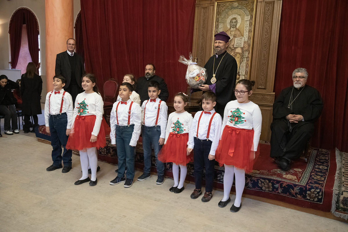 Ամանորեան մանկանց խրախճանք Գումգաբուի մէջ